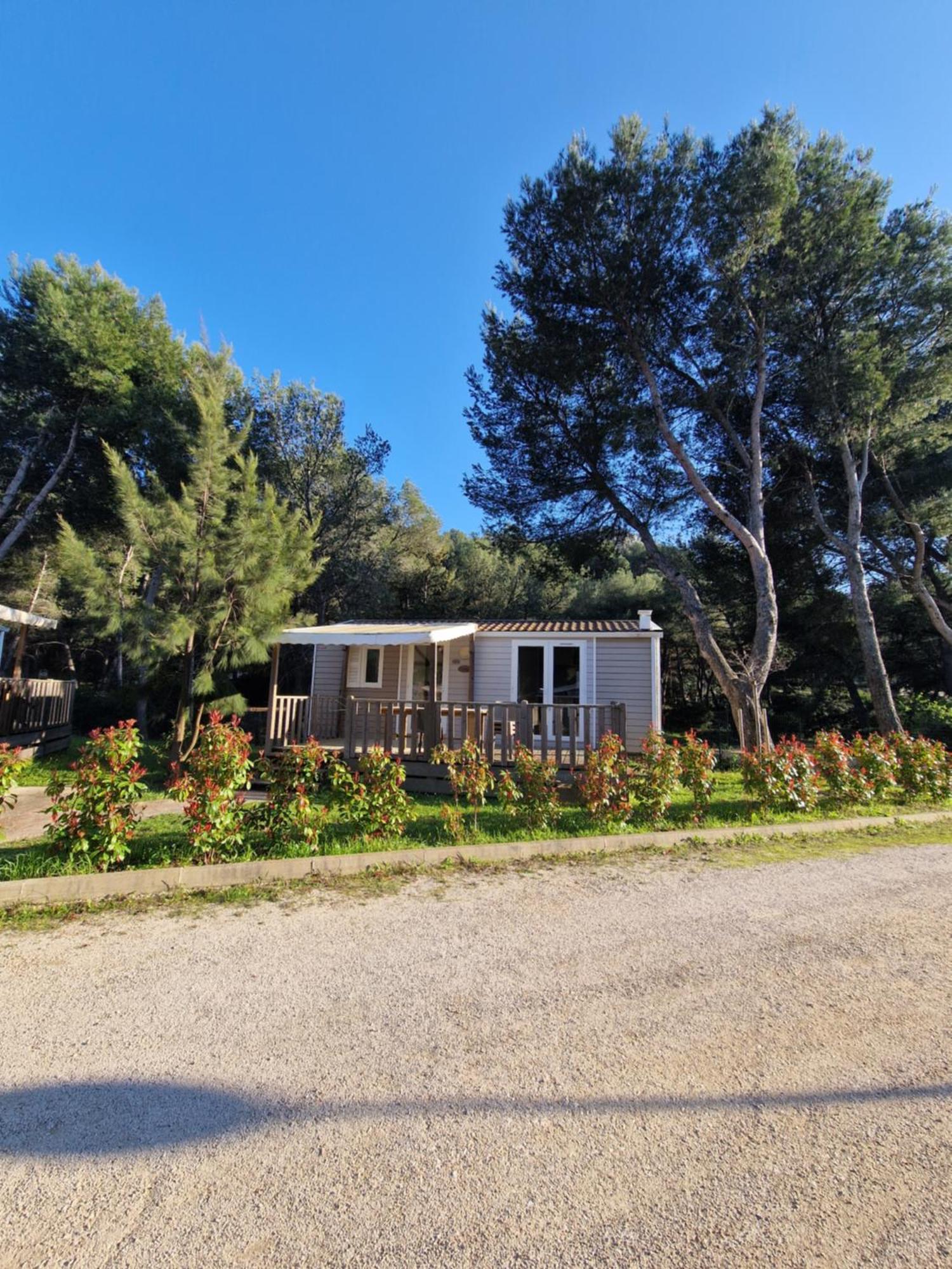 Camping Aux Portes De Cassis Roquefort-la-Bédoule Zewnętrze zdjęcie