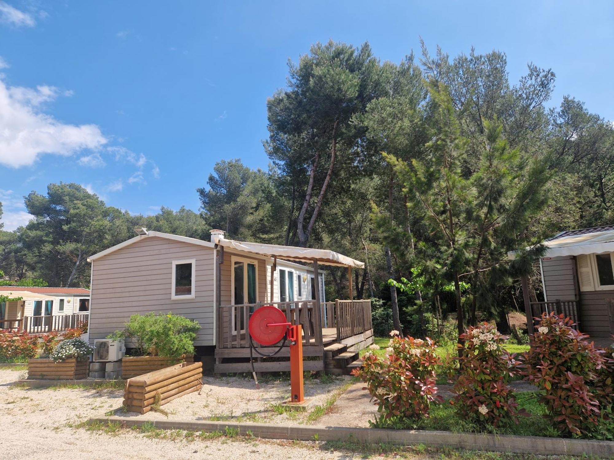 Camping Aux Portes De Cassis Roquefort-la-Bédoule Zewnętrze zdjęcie